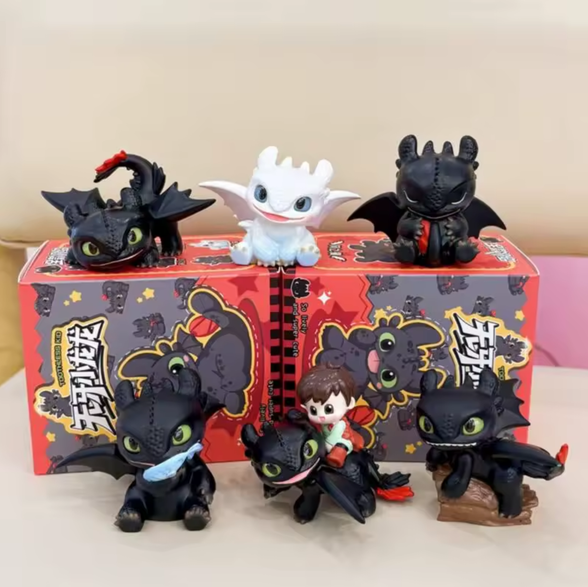 Cómo entrenar a tu dragón BLINDBOX Toothless Kid
