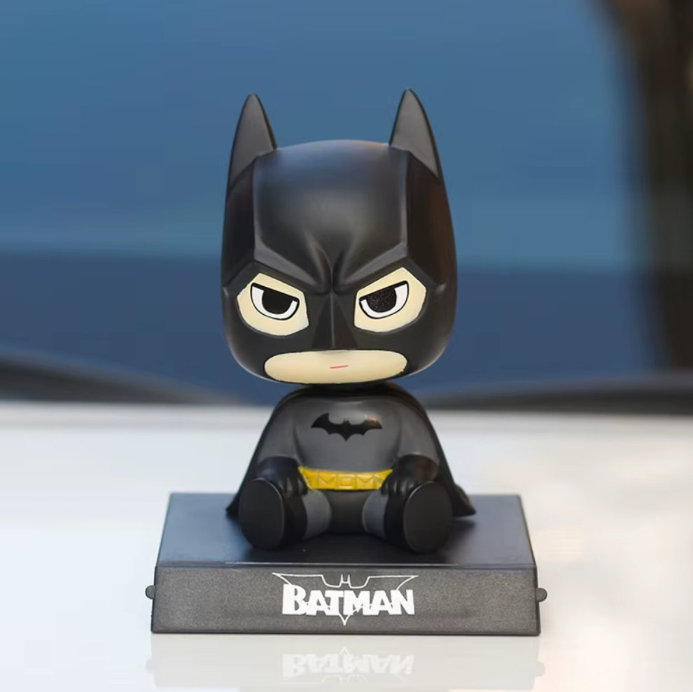 Batman Sentado Bobblehead DC 12cm